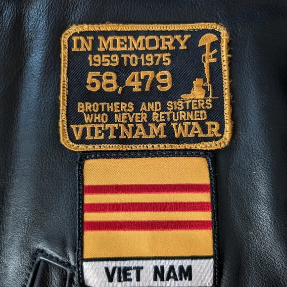 Harley Davidson XXL black leather vest Vietnam patches American Flag Biker Pow - Picture 9 of 10